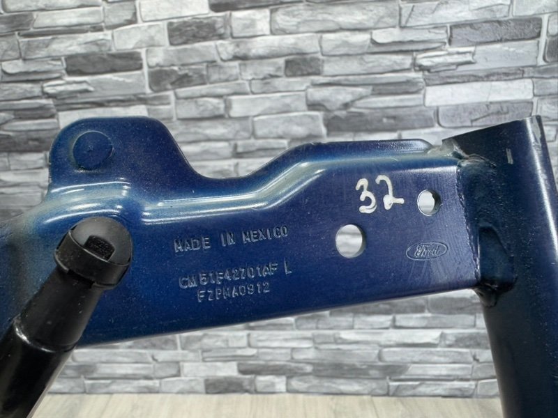 Петля крышки багажника, 1500 рублей, Москва