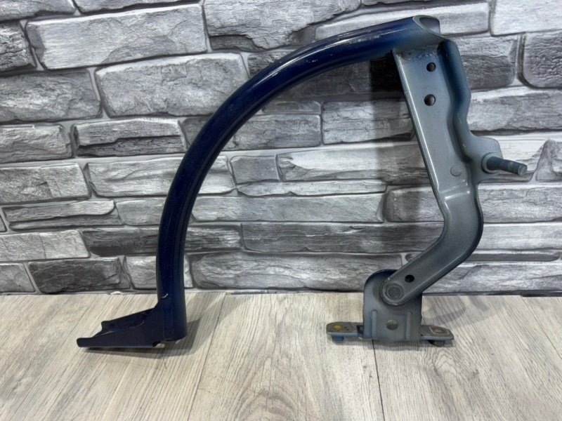 Петля крышки багажника, 1400 рублей, Москва