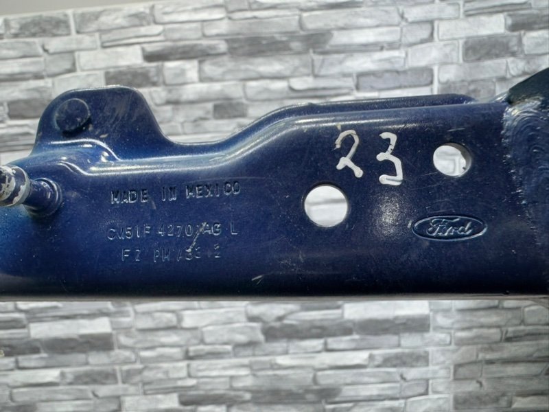 Петля крышки багажника, 1400 рублей, Москва