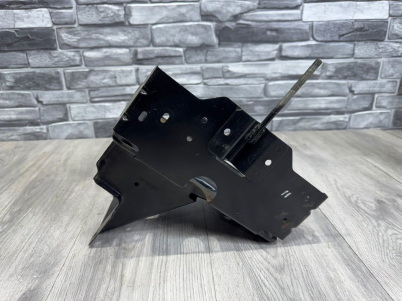 Площадка под АКБ, 2000 рублей, Москва