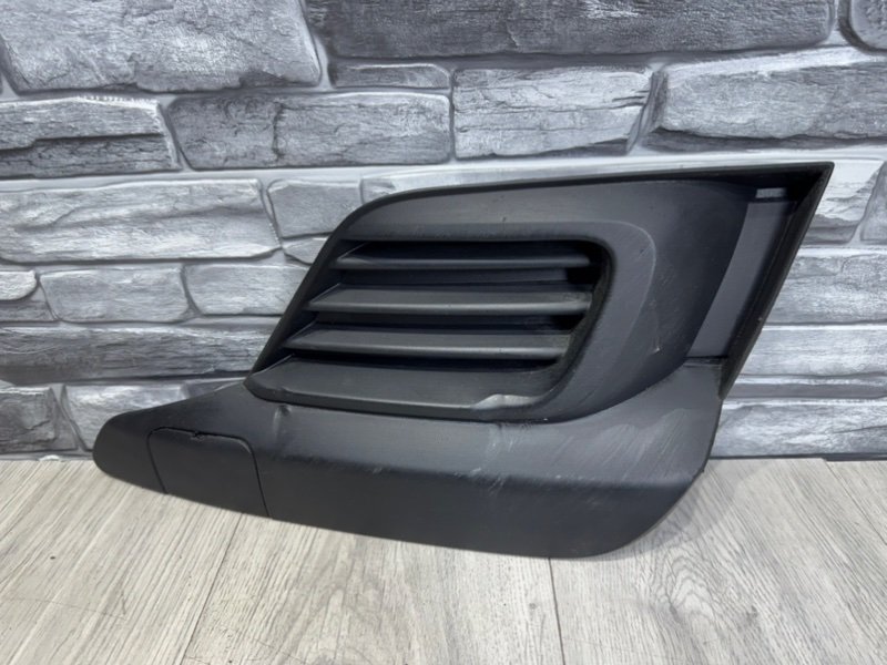 Накладка противотуманной фары, 1000 рублей, Москва