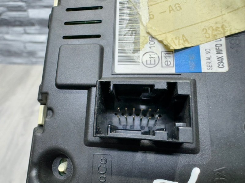 Дисплей информационный, 1000 рублей, Москва