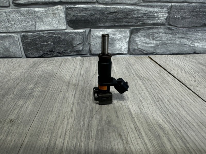 Форсунка топливная, 1000 рублей, Москва