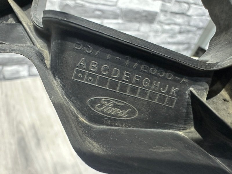 Направляющая переднего бампера, 1000 рублей, Москва