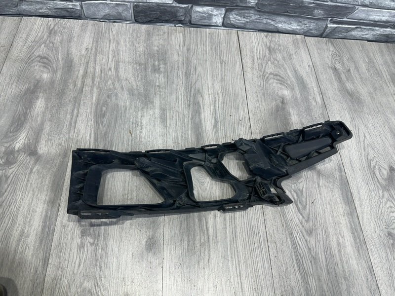 Направляющая переднего бампера, 500 рублей, Москва