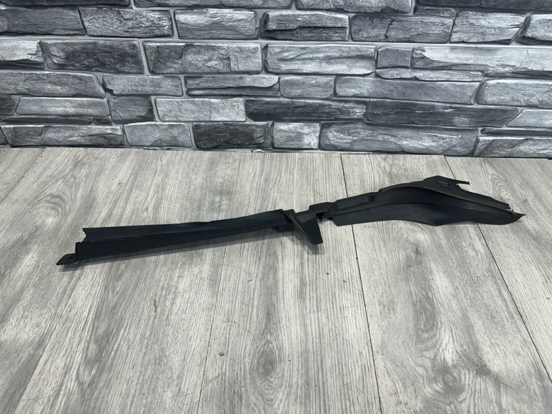 Накладка крыла, 1000 рублей, Москва