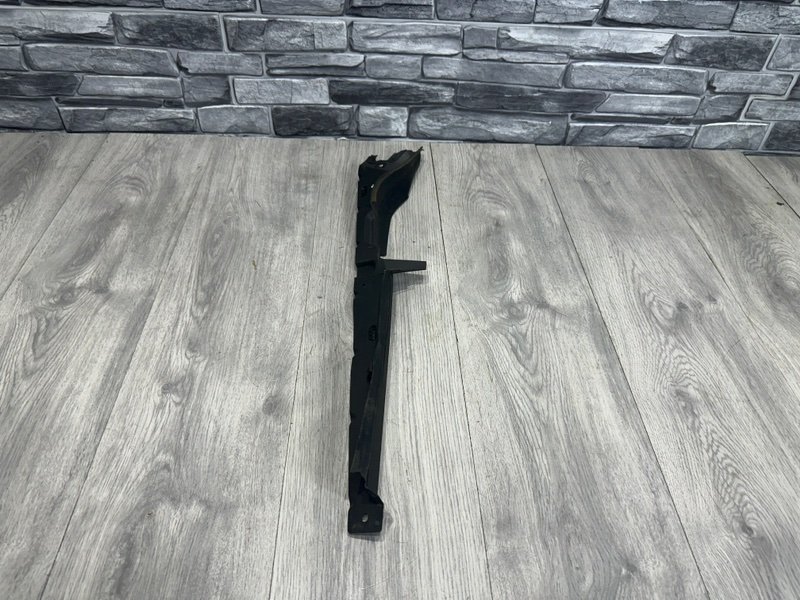 Накладка крыла, 1000 рублей, Москва