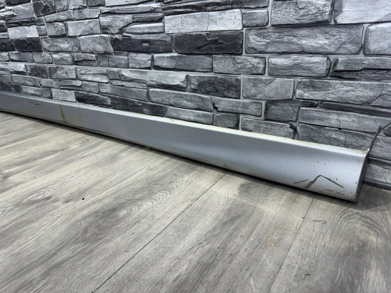 Накладка порога, 2000 рублей, Москва