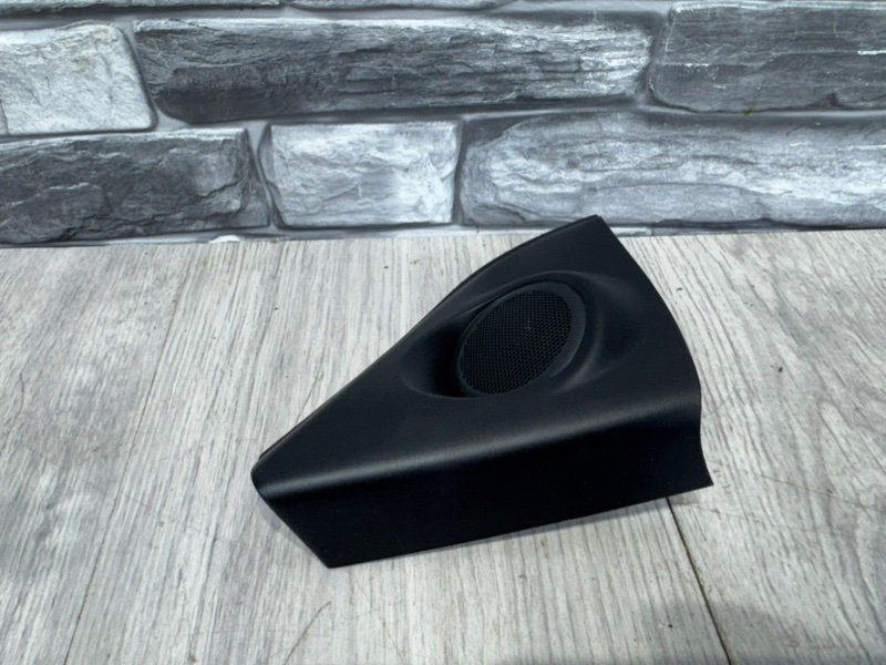 Крышка зеркала, 1000 рублей, Москва