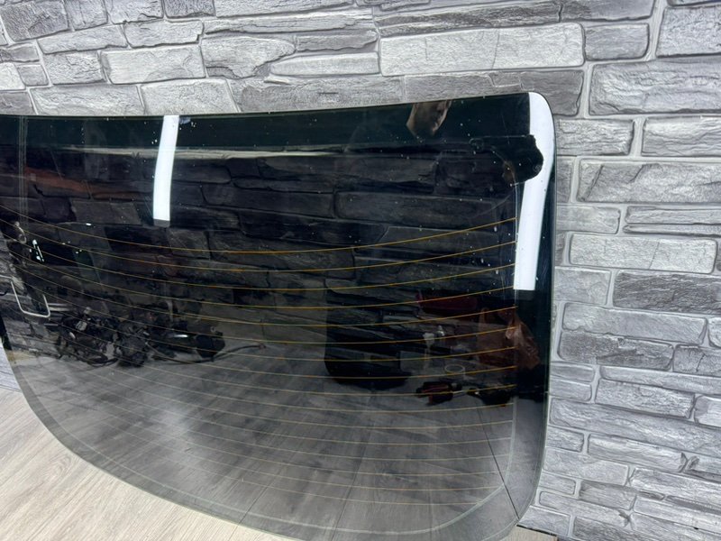 Стекло заднее, 2600 рублей, Москва