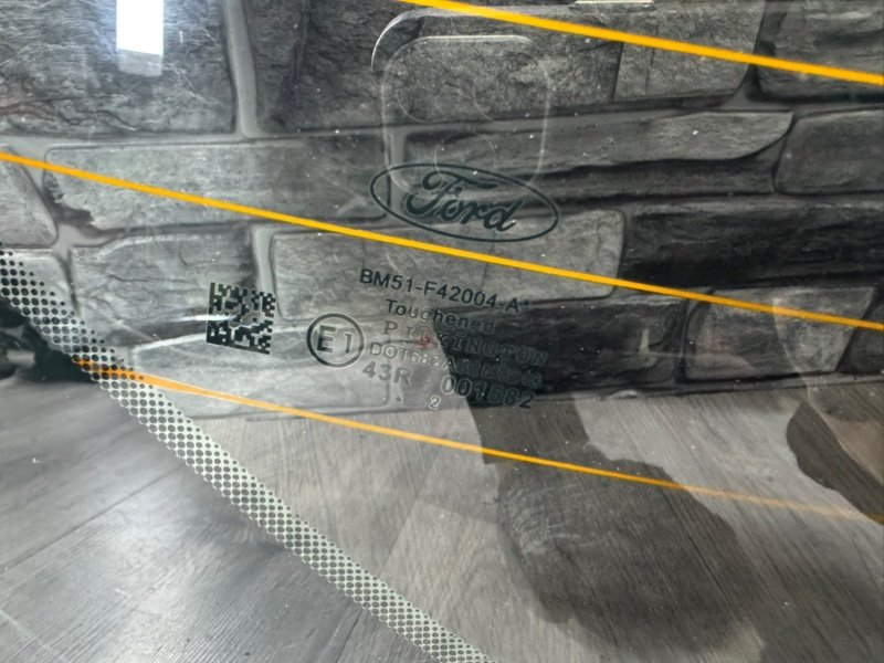 Стекло заднее, 2600 рублей, Москва