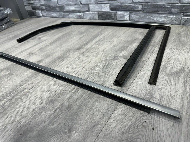 Уплотнитель стекла двери, 1500 рублей, Москва