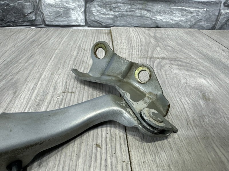 Петля капота, 500 рублей, Москва