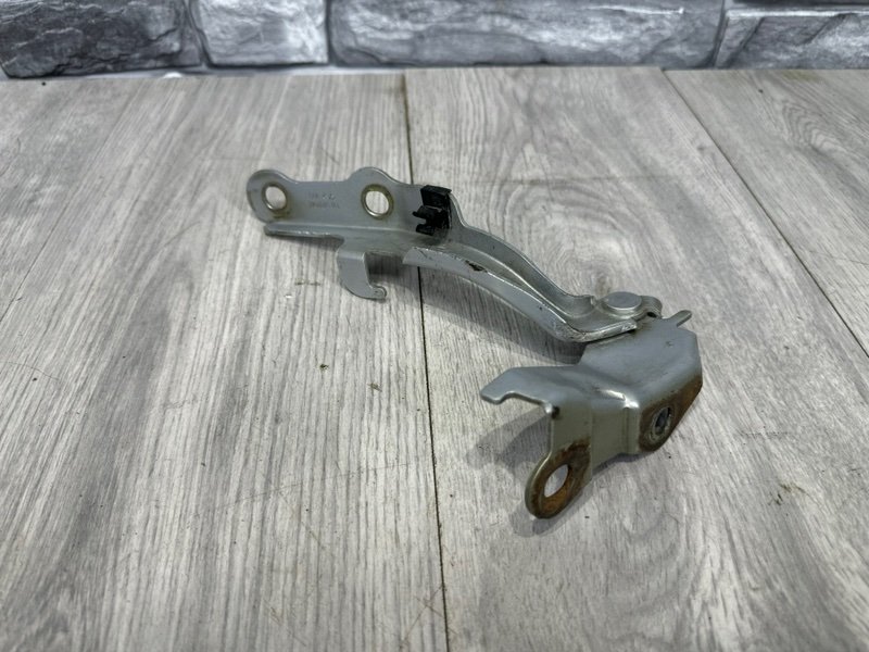 Петля капота, 500 рублей, Москва