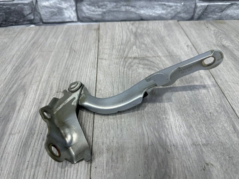 Петля капота, 500 рублей, Москва