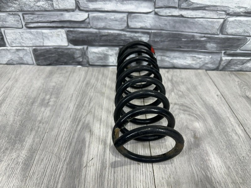 Пружина задняя, 1500 рублей, Москва