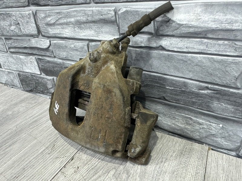 Суппорт тормозной передний левый, 1050 рублей, Москва