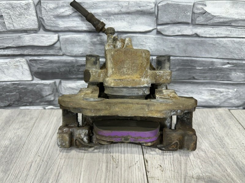 Суппорт тормозной передний левый, 1050 рублей, Москва