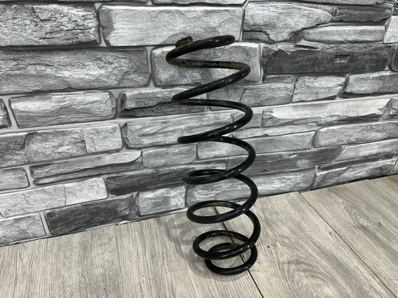 Пружина задняя, 1500 рублей, Москва