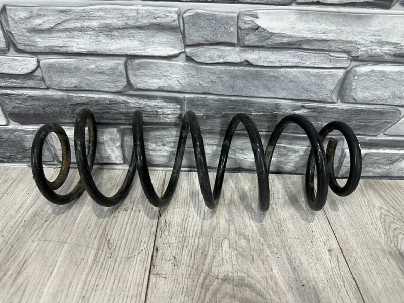 Пружина задняя, 1500 рублей, Москва