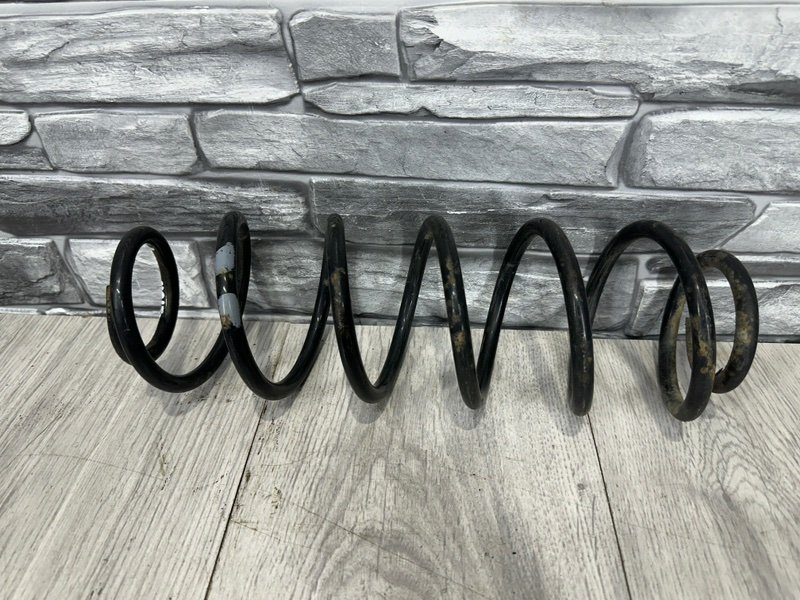 Пружина задняя, 1500 рублей, Москва