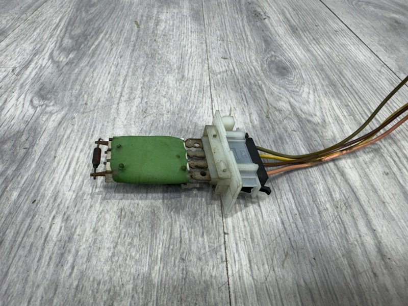 Резистор отопителя, 500 рублей, Москва