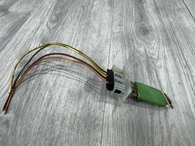 Резистор отопителя, 500 рублей, Москва