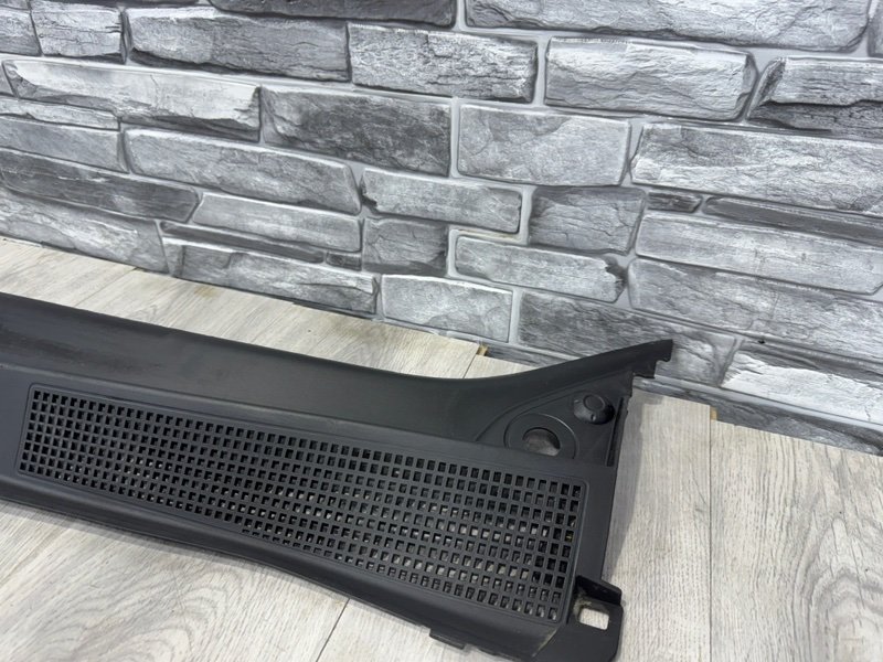 Планка под лобовое стекло, 1000 рублей, Москва