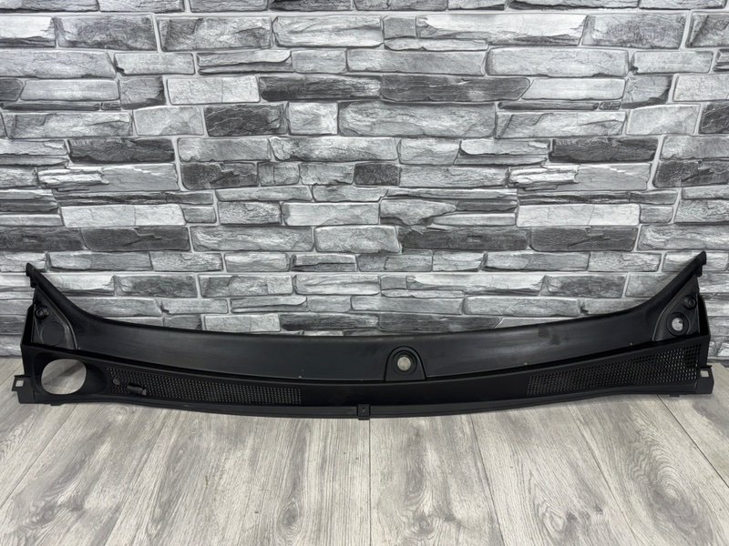 Планка под лобовое стекло, 1000 рублей, Москва