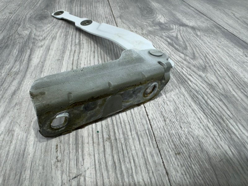 Петля капота, 1000 рублей, Москва