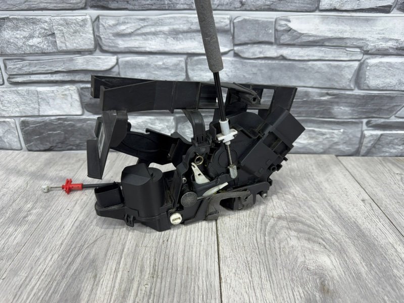 Замок двери задней левой, 4000 рублей, Москва