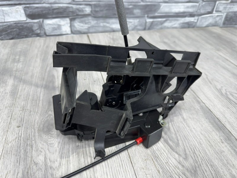 Замок двери задней правой, 4000 рублей, Москва