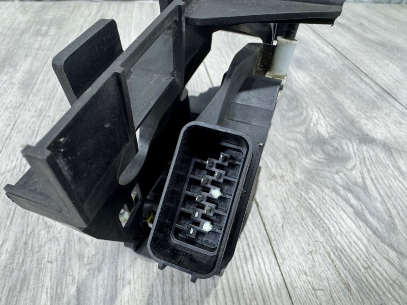 Замок двери задней правой, 4000 рублей, Москва