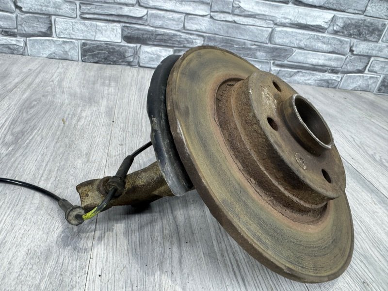 Кулак поворотный, 2400 рублей, Москва