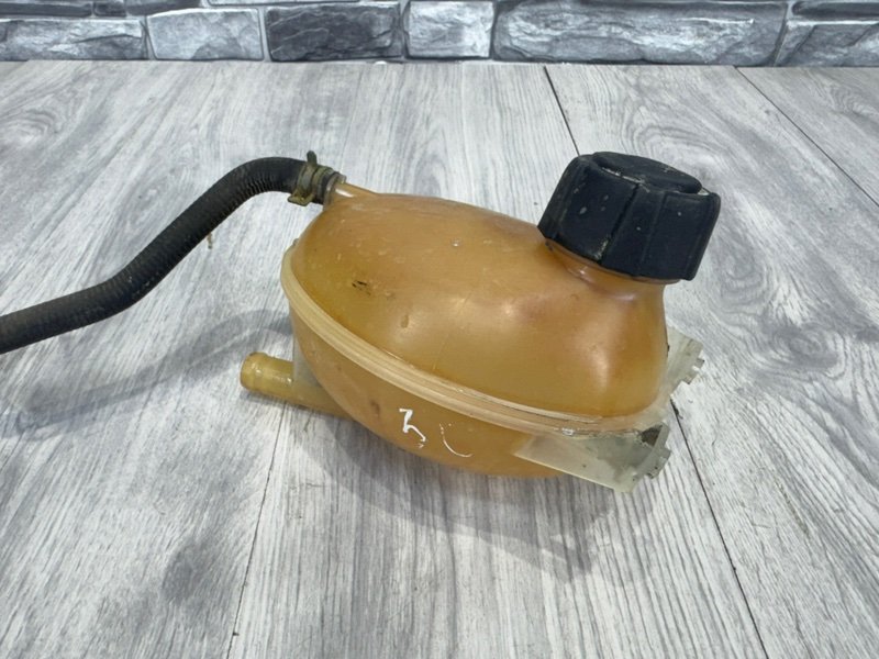 Бачок расширительный, 1000 рублей, Москва