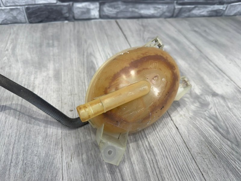 Бачок расширительный, 1000 рублей, Москва