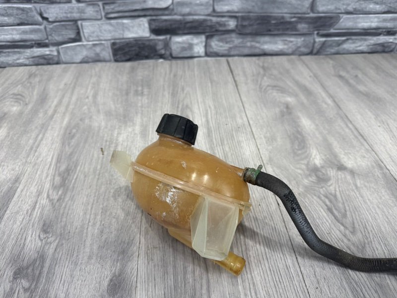 Бачок расширительный, 1000 рублей, Москва