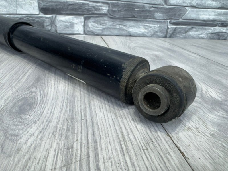 Амортизатор задний, 2000 рублей, Москва