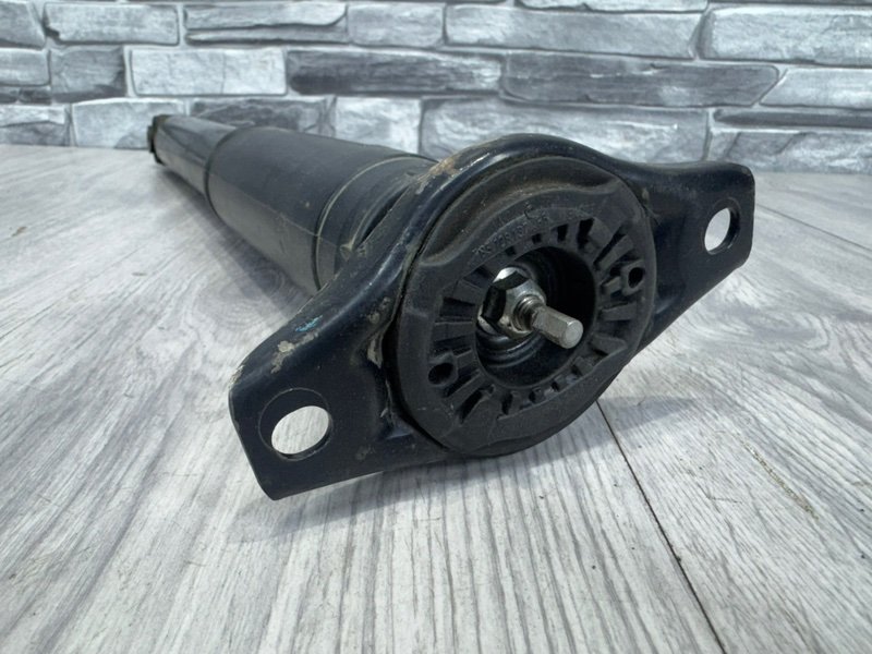 Амортизатор задний, 2000 рублей, Москва