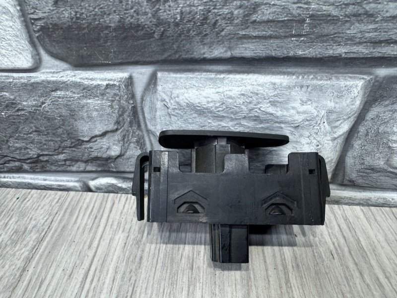 Кнопка аварийной сигнализации, 500 рублей, Москва