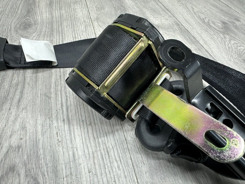 Ремень безопасности, 500 рублей, Москва