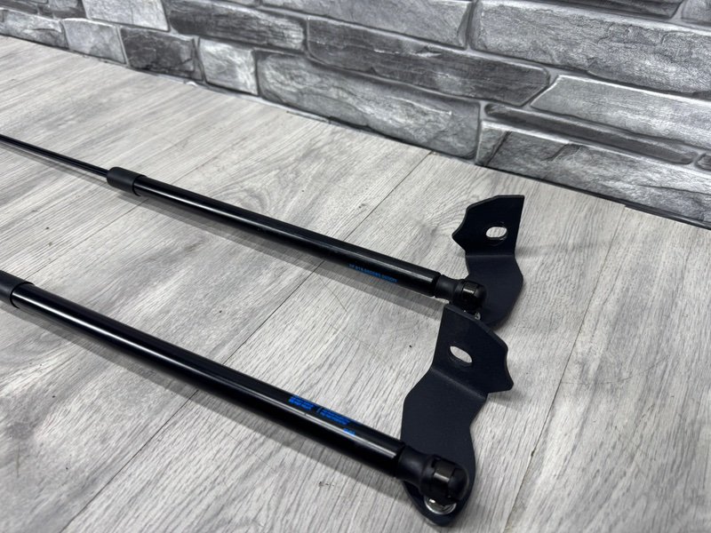 Амортизатор капота, 2000 рублей, Москва