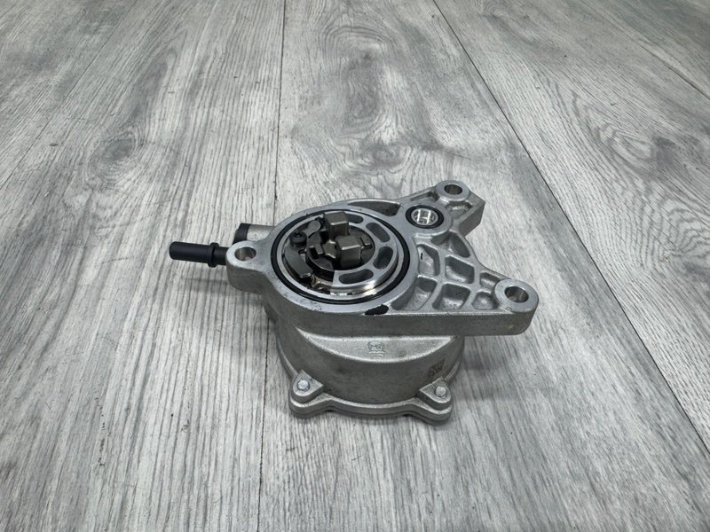 Насос вакуумный, 14000 рублей, Москва