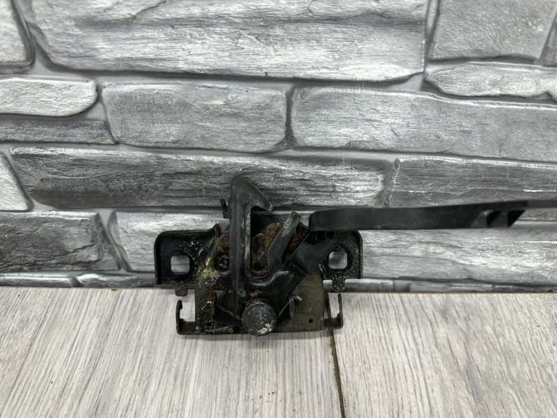 Замок капота, 1500 рублей, Москва