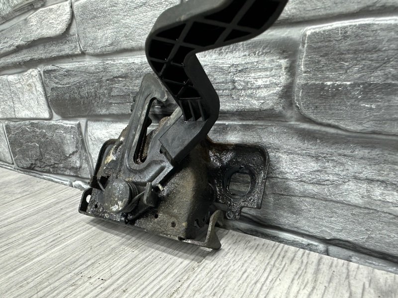 Замок капота, 1500 рублей, Москва