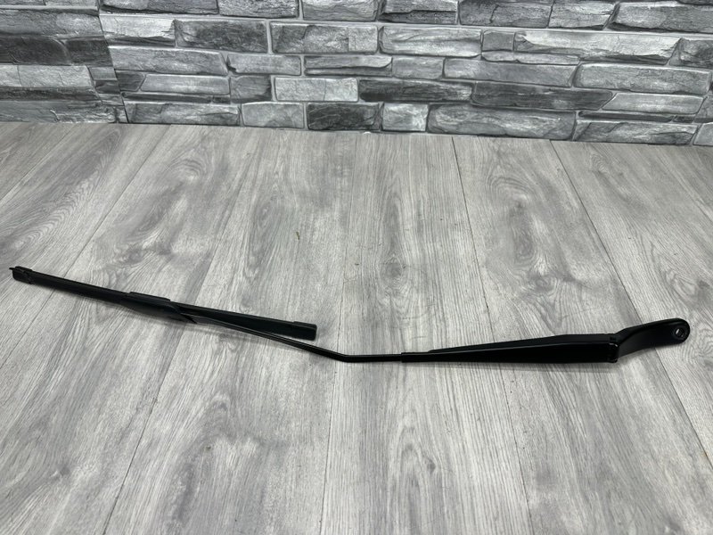 Поводок стеклоочистителя передний, 3500 рублей, Москва