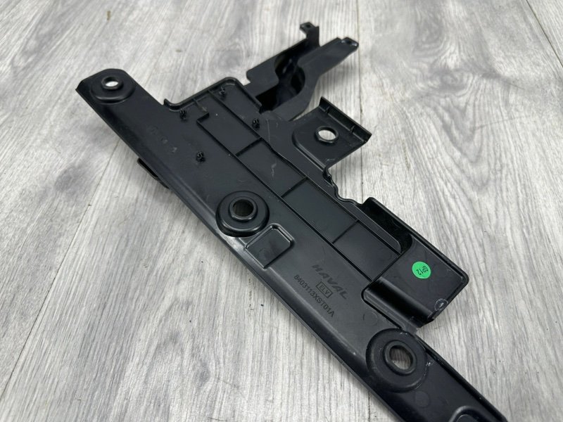 Накладка крыла, 1000 рублей, Москва