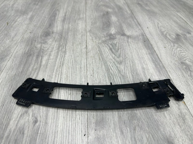 Кронштейн крыла, 1000 рублей, Москва