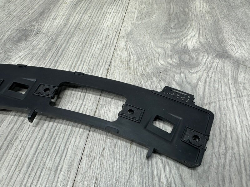 Кронштейн крыла, 1000 рублей, Москва