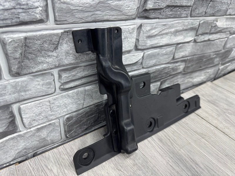 Накладка крыла, 1000 рублей, Москва